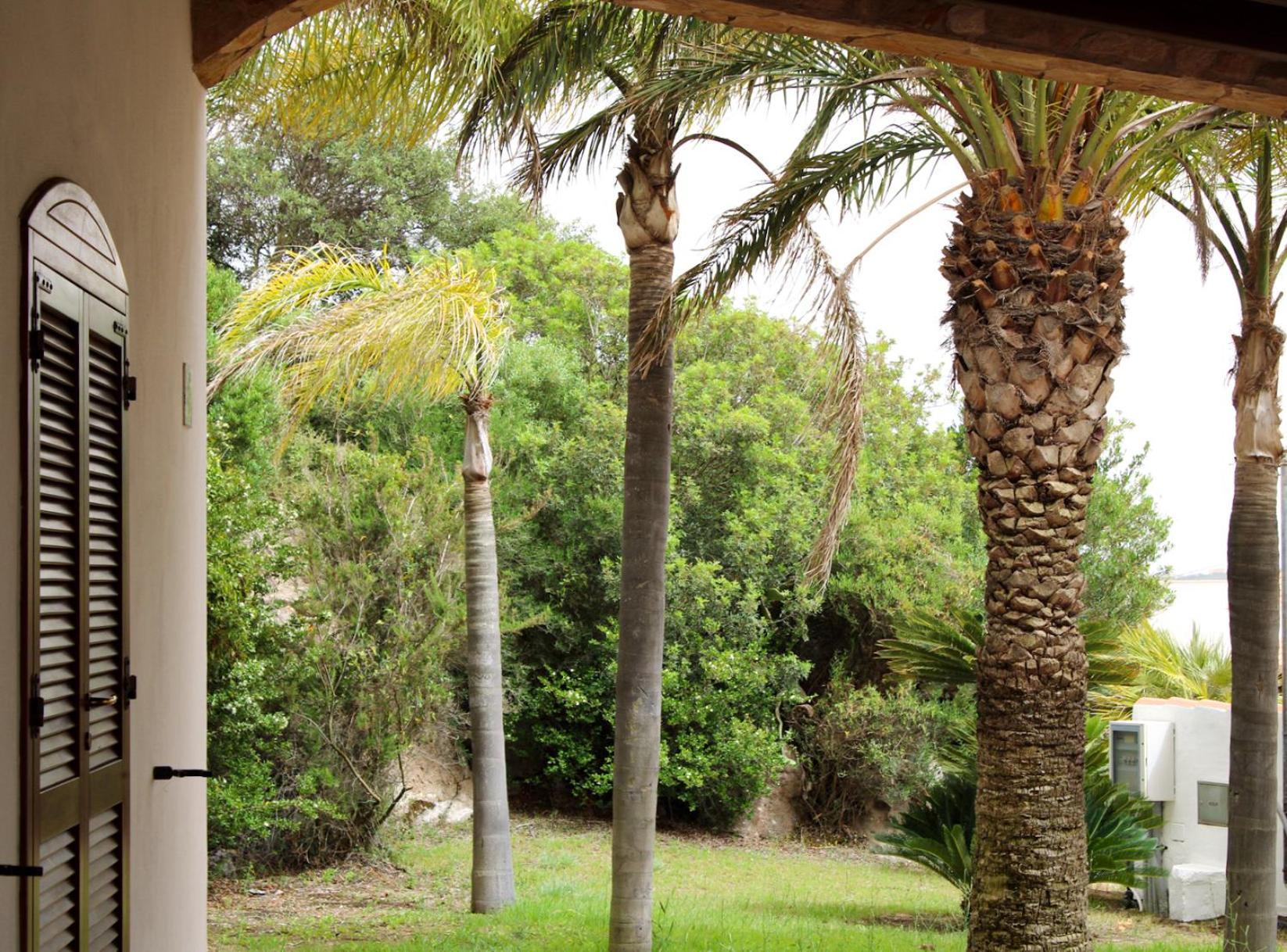 Le Rocce Antiche Resort SantʼAntìoco Esterno foto